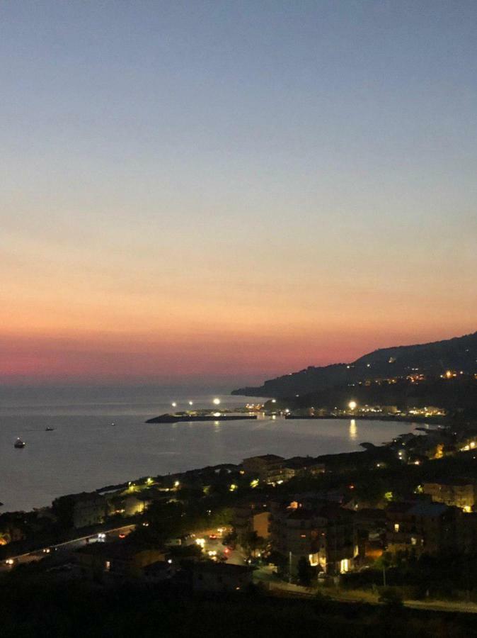 La Terrazza Di Carmen E Fausto Apartment Cetraro Exterior photo